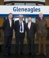 Minister for Transport and Islands, Derek Mackay, formally launched the Strathallan Community Rail Partnership today. The announcement was made at Gleneagles Station, which benefitted from a recent £7 million upgrade funded by Scottish Government, Tactran and Perth and Kinross Council ahead of the 2014 Ryder Cup. Building on this successful event the venue was also awarded the rights to host Solheim Cup in 2019.<br><br>
<br><br>
This new partnership, funded by Transport Scotland and the Abellio ScotRail franchise, aims to foster greater community engagement between the railway, the public and local business along the Bridge of Allan – Gleneagles corridor.<br><br>
<br><br>
From left to right<br><br>
Phil Verster, ScotRail Alliance managing director<br><br>
Mark Byrne, ScotRail station team manager<br><br>
Derek Mackay, Minister for Transport and Islands<br><br>
Roger Brickell, Strathallan CRP convener<br><br>
[SNS Group image.]<br><br>[ScotRail 15/12/2015]