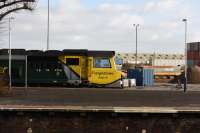 70015 called into Platform 2 for a crew change, departed at 1358 hours.<br><br>[Peter Todd 11/01/2017]
