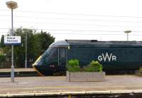 HST 125 43005 at Didcot on 27 July 2016 in the new GWR Colours... unfortunately the rest of the train wasn't!<br><br>[Peter Todd 27/07/2016]