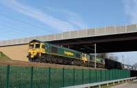 Freightliner 66512 and 66562 double head a container train southwards at Morecambe South Junction on 18th April 2017.<br><br>[Mark Bartlett 18/04/2017]