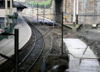 Looking west along Waverley's platform 19 on 26 February 2006 with work underway in connection with the provision of the additional through platform on the north side.<br><br>[John Furnevel 26/02/2006]