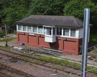 Fouldubs Junction 'box on 1 August with a catenary mast intruding on the scene.  A portent of doom for the signalbox?<br><br>[Bill Roberton 01/08/2017]