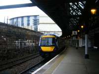 170408 calls at Platform 4 in Dundee station with a northbound service on 14th August 2017. <br>
<br><br>[Veronica Clibbery 14/08/2017]
