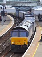 66305 draws the Grangemouth - Aberdeen intermodal service through Stirling on 23rd August 2017.<br>
<br>
<br><br>[Bill Roberton 23/08/2017]