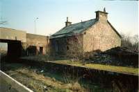 Houston and Crosslee showing the old station bulding. The nearest platform was latterly in use.<br><br>[Ewan Crawford //]