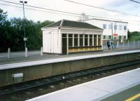 The small building on the eastbound platform at Uddingston.<br><br>[Ewan Crawford //1987]