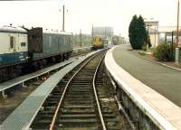 Motorail at Stirling. View looks south.<br><br>[Ewan Crawford //1988]