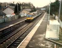 Westbound 477 at Hartwood on diverted E&G train.<br><br>[Ewan Crawford //1988]