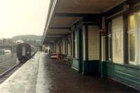 Platform 1 at Kyle looking to Inverness.<br><br>[Ewan Crawford 03/01/1989]