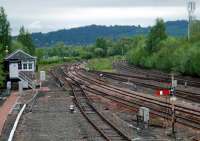 Looking north at Stirling North box. Note the buffers on the former Dunfermline route. The track has been lifted for replacement.<br><br>[Ewan Crawford 12/05/2006]