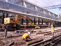 Track replacement at Glasgow Central<br><br>[Ewan Crawford Collection 23/04/2006]
