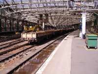 Track replacement at Glasgow Central<br><br>[Ewan Crawford Collection 23/04/2006]