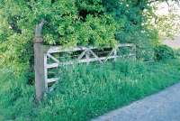 Crossing gate at Maxton Station.<br><br>[Clive Barlow 25/05/2006]